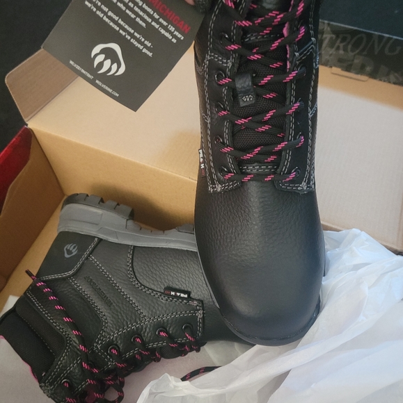 Wolverine Work Boots - Picture 2 of 3